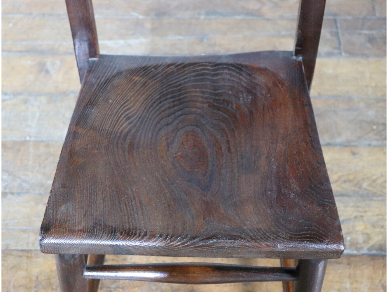 チャーチチェア