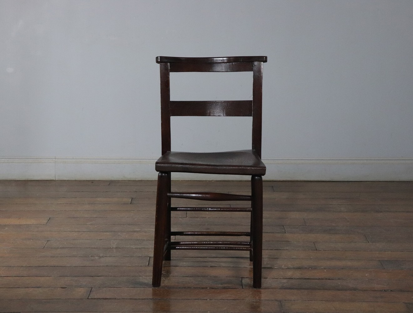 チャーチチェア