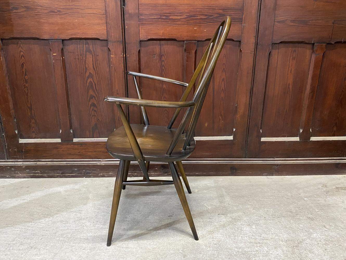 クエーカーアームチェア ERCOL