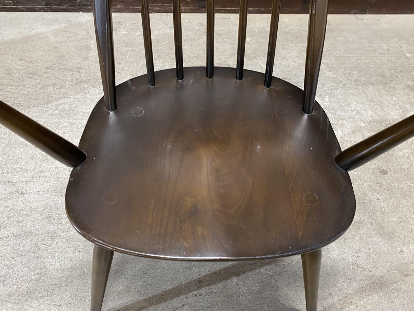 クエーカーアームチェア ERCOL