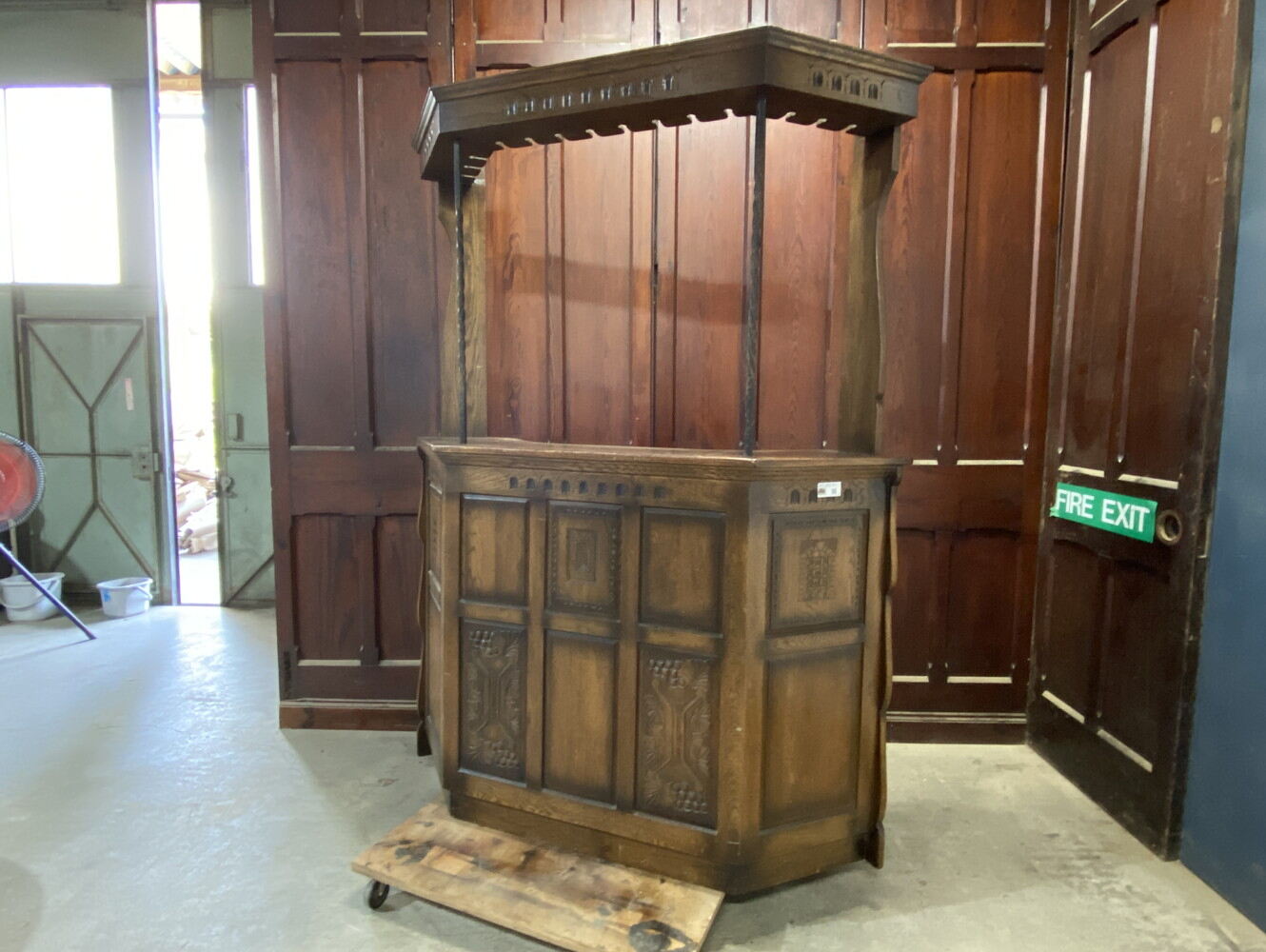 バーカウンター