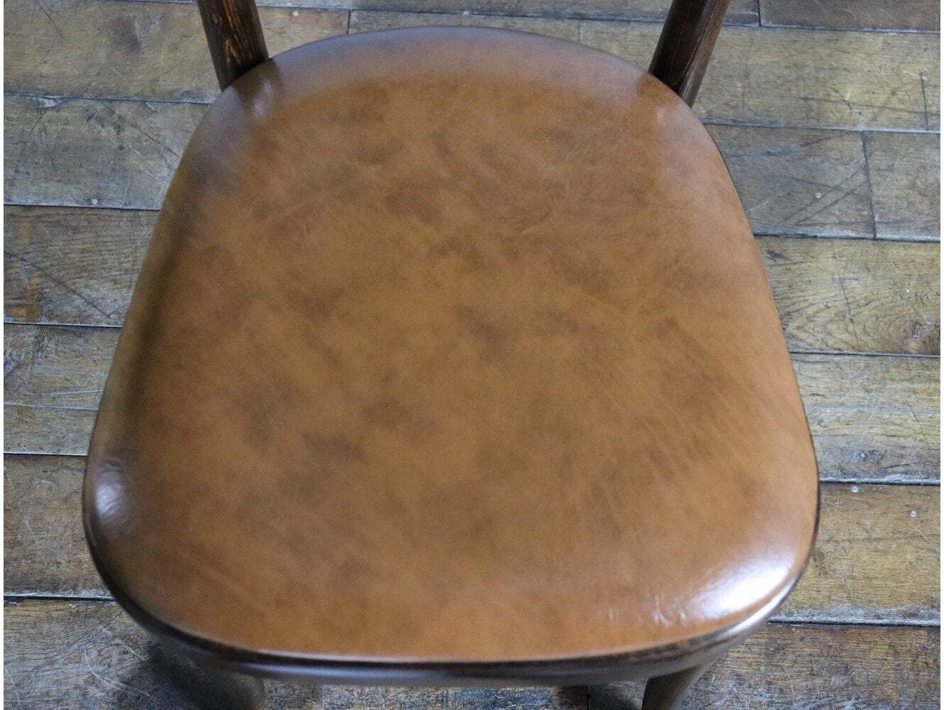 ベントウッドチェア THONET