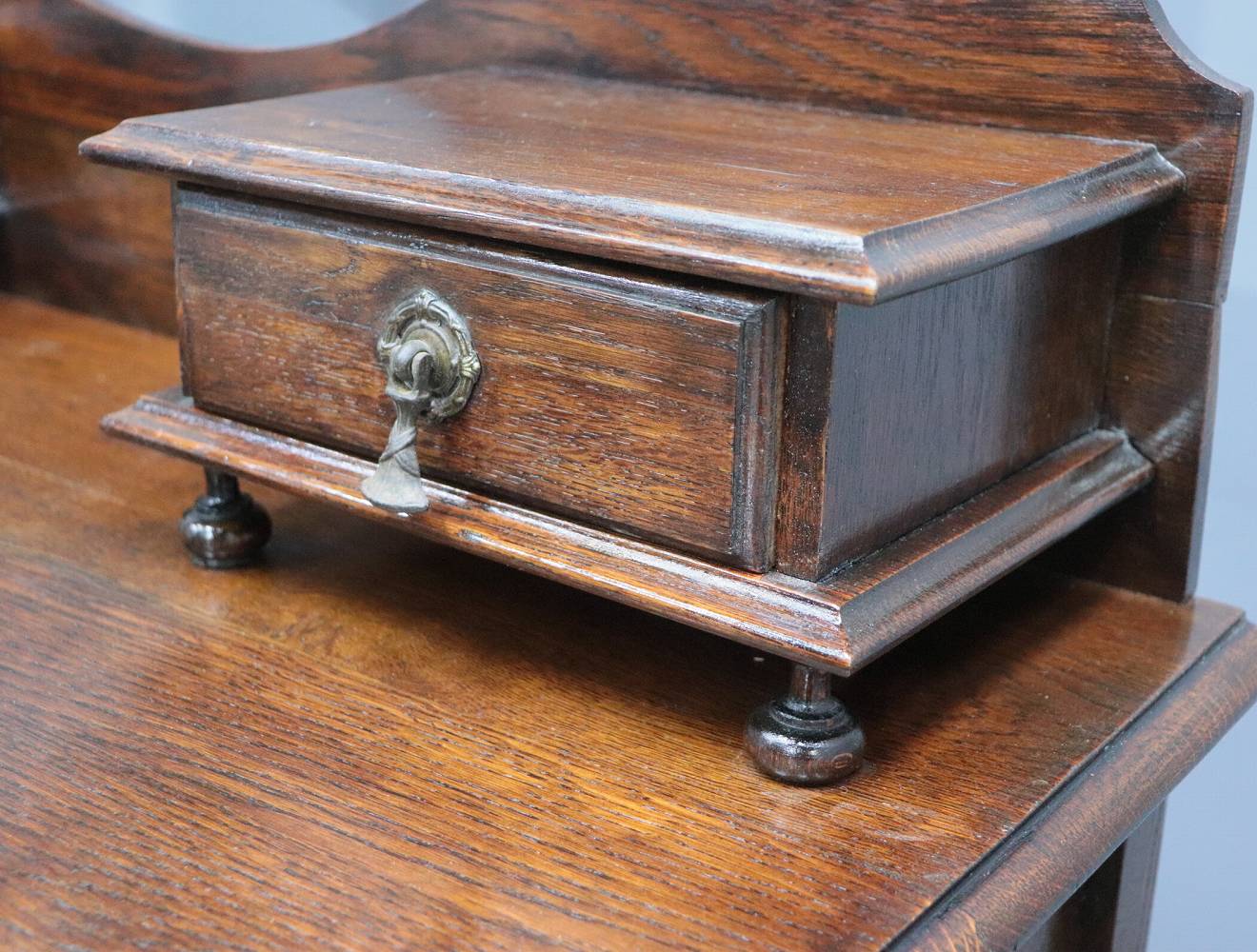 ドレッシングチェスト