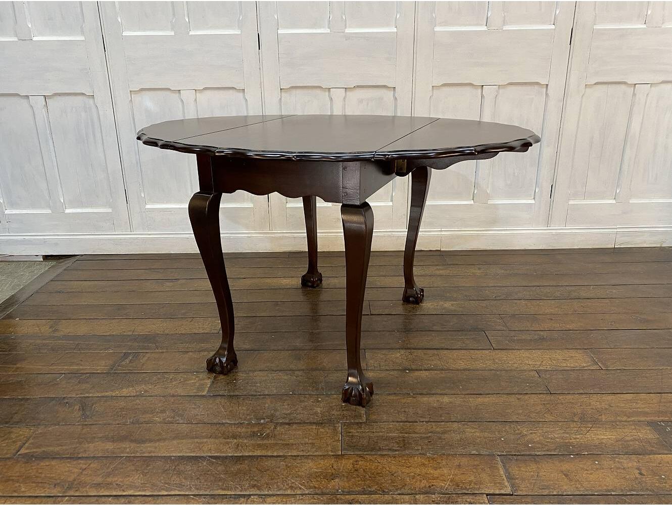 バタフライテーブル