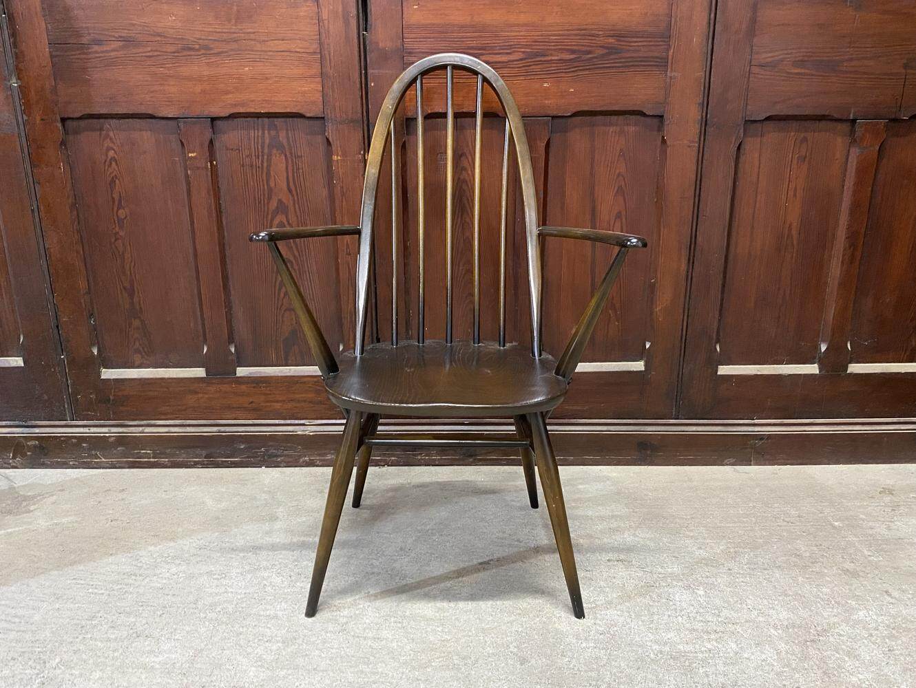 クエーカーアームチェア ERCOL