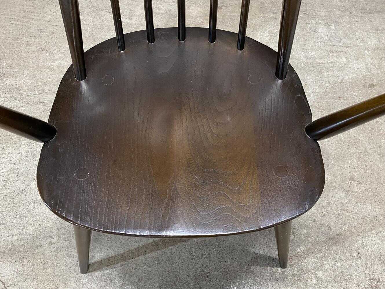 クエーカーアームチェア ERCOL