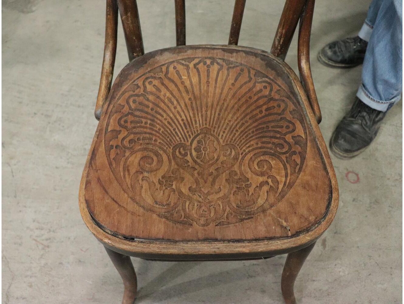 ベントウッドチェア