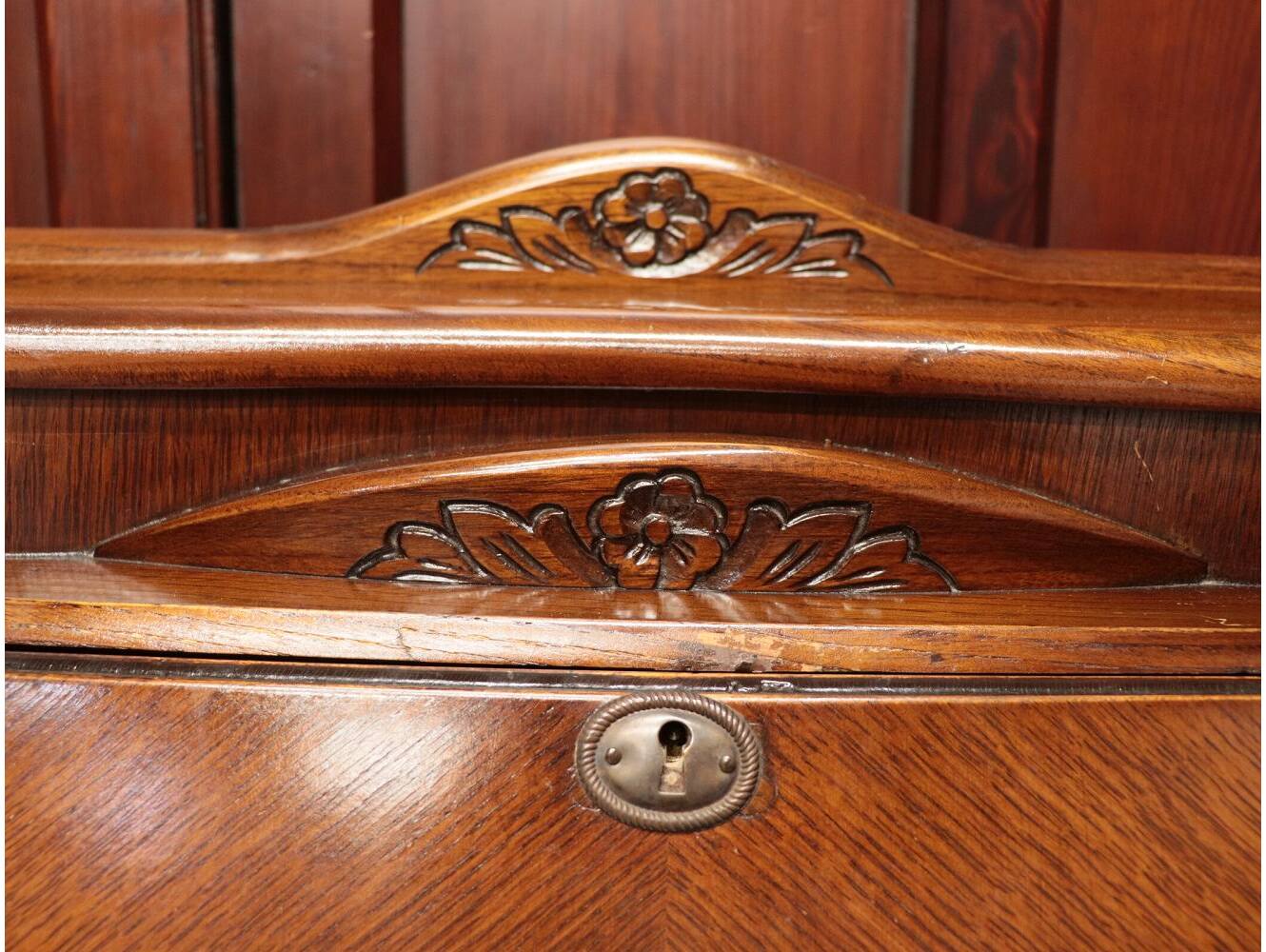 サイドバイサイド