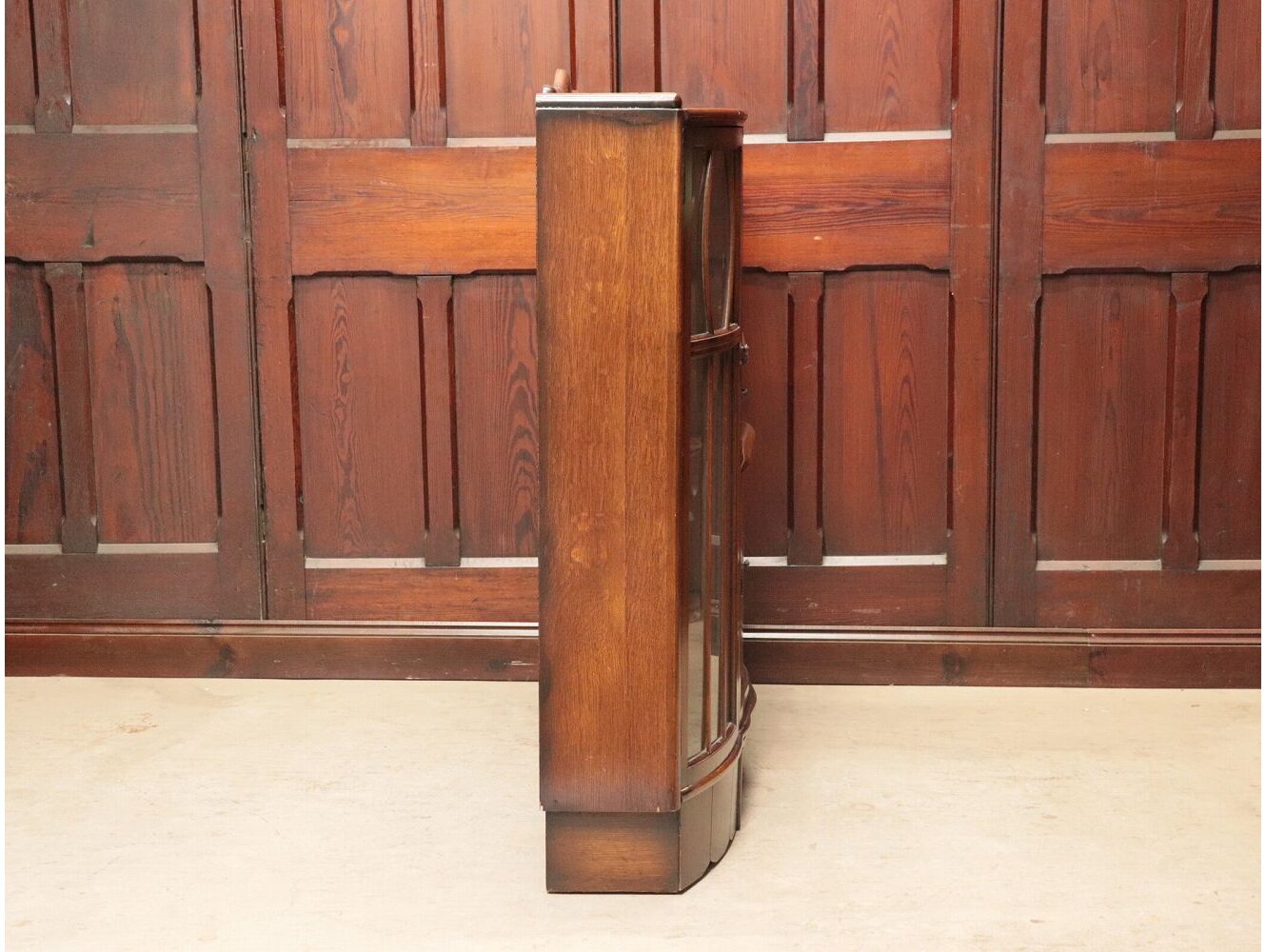 サイドバイサイド