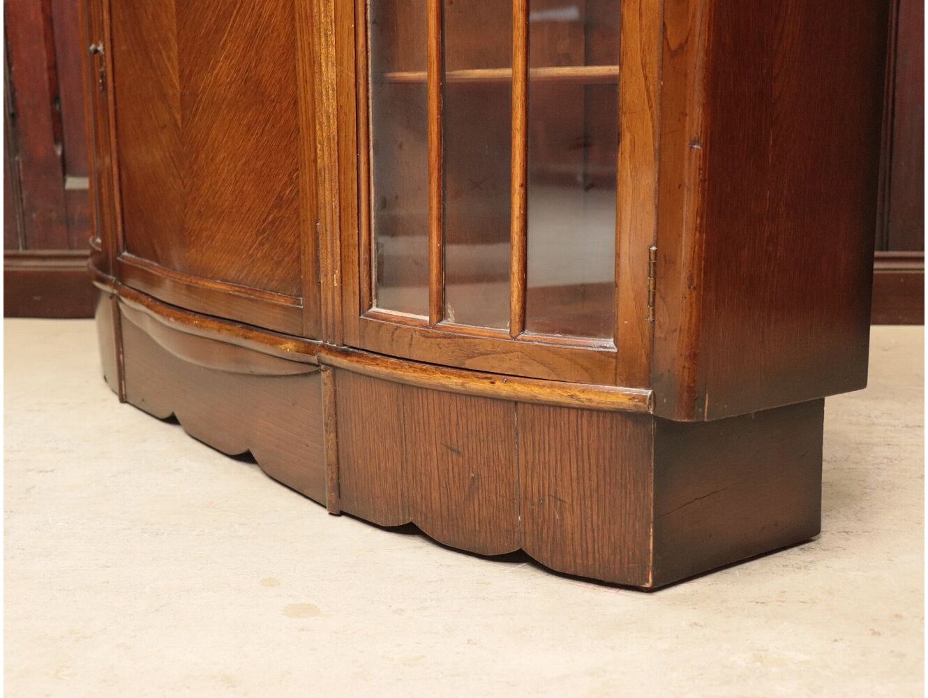 サイドバイサイド