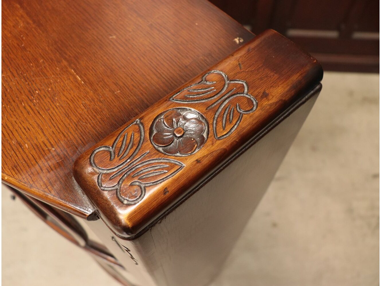 サイドバイサイド