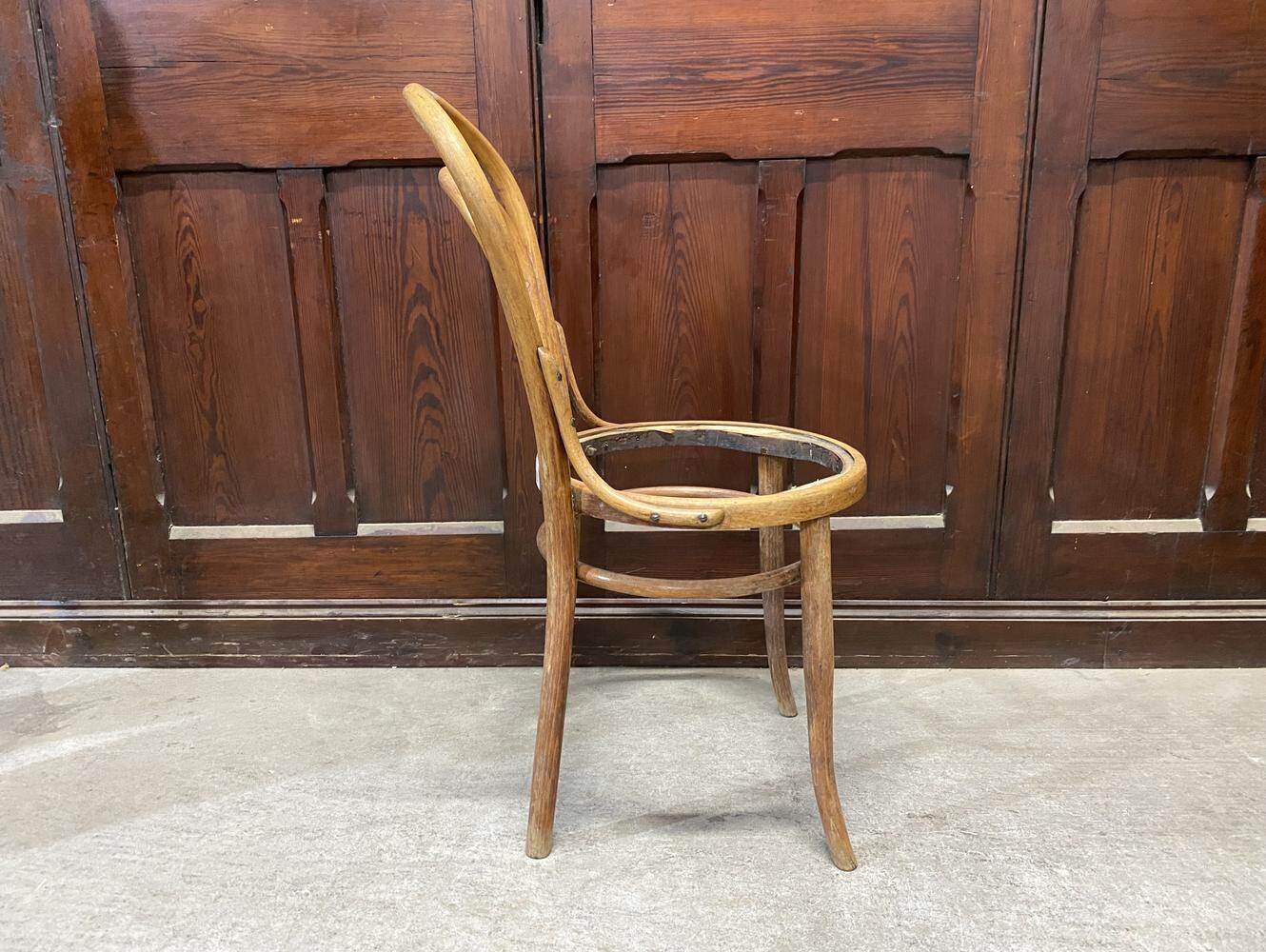 ベントウッドチェア