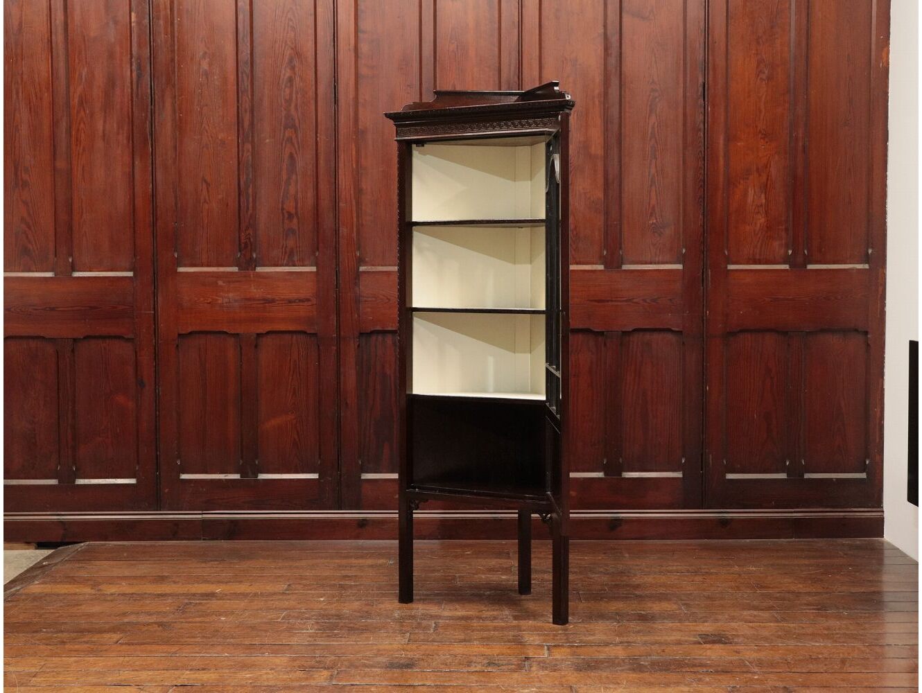 コーナーキャビネット | アンティーク家具,キャビネット | イギリス