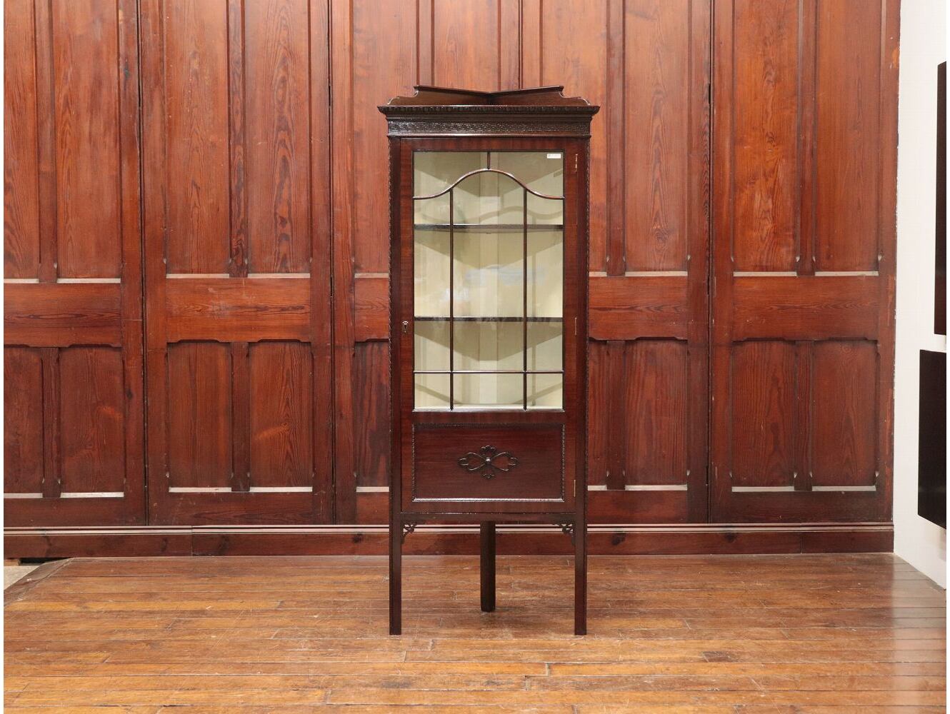 コーナーキャビネット | アンティーク家具,キャビネット | イギリス