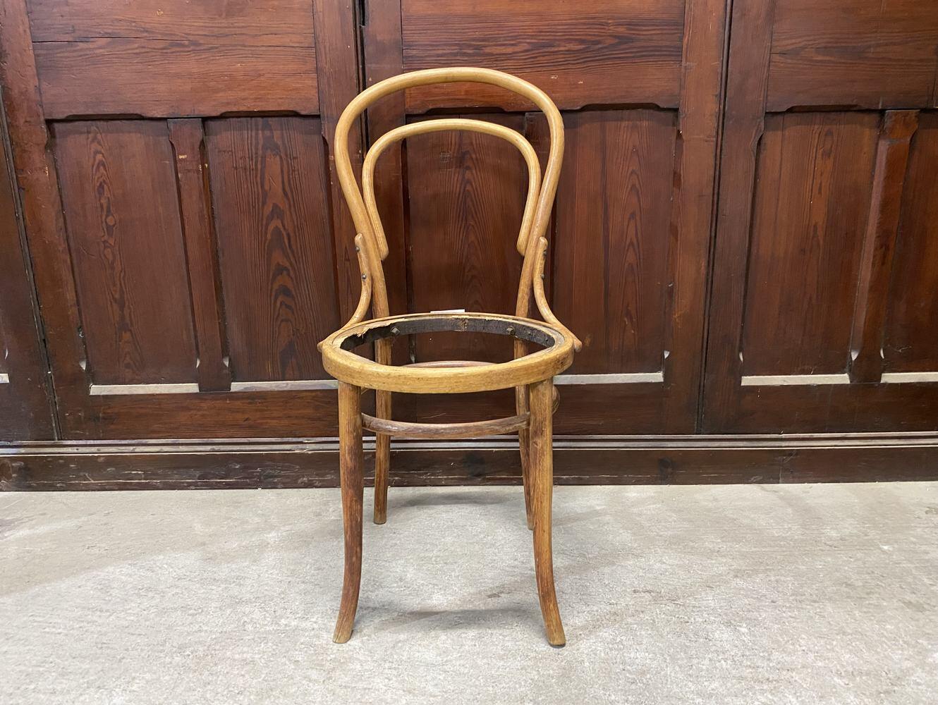 ベントウッドチェア