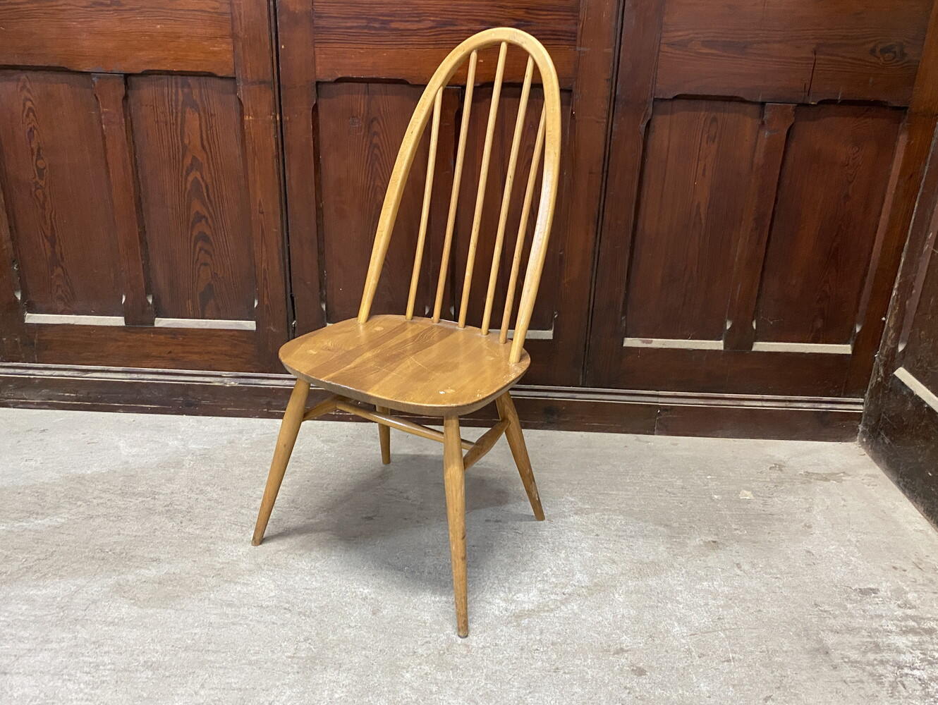 クエーカーチェア ERCOL