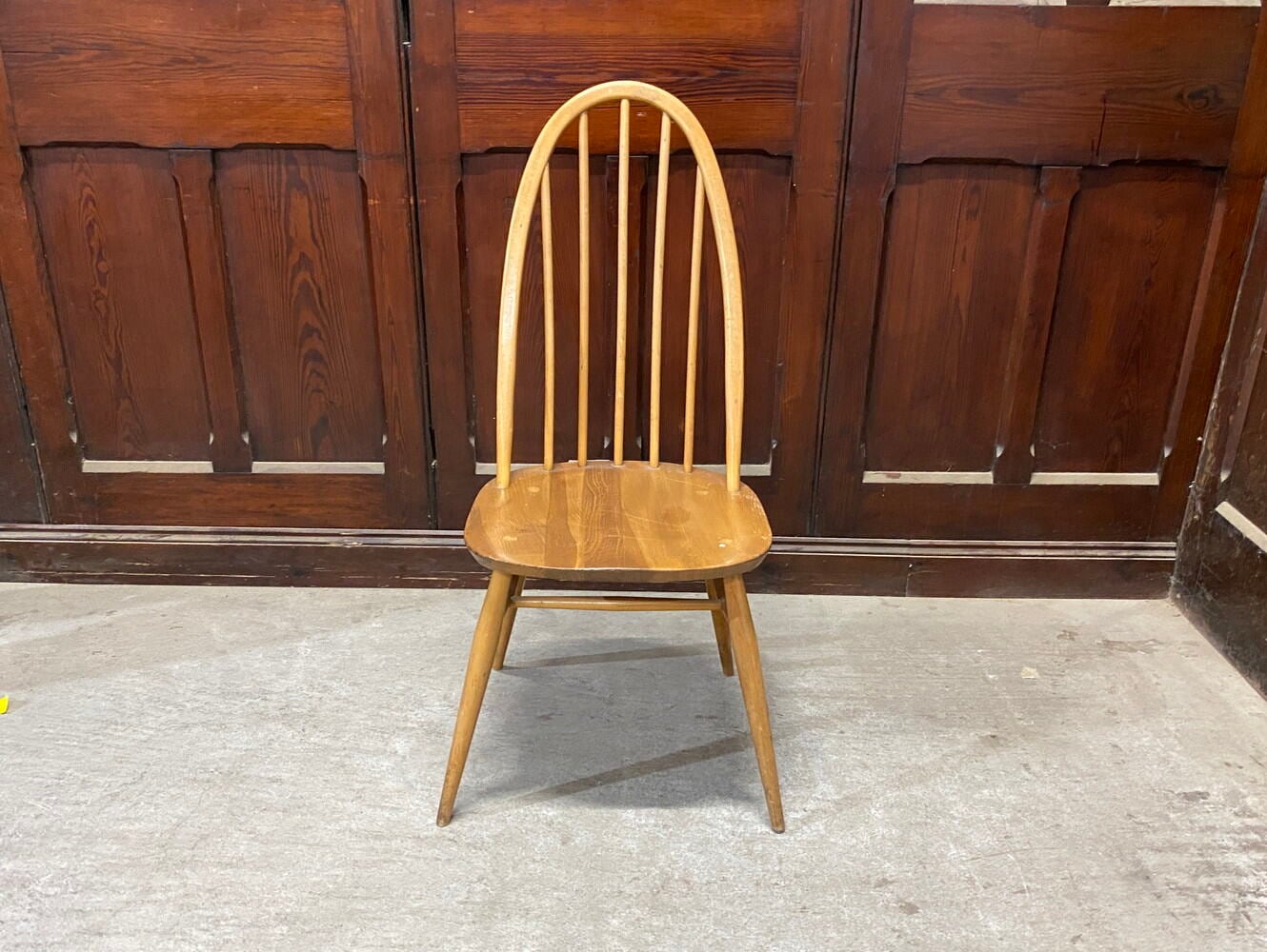 クエーカーチェア ERCOL