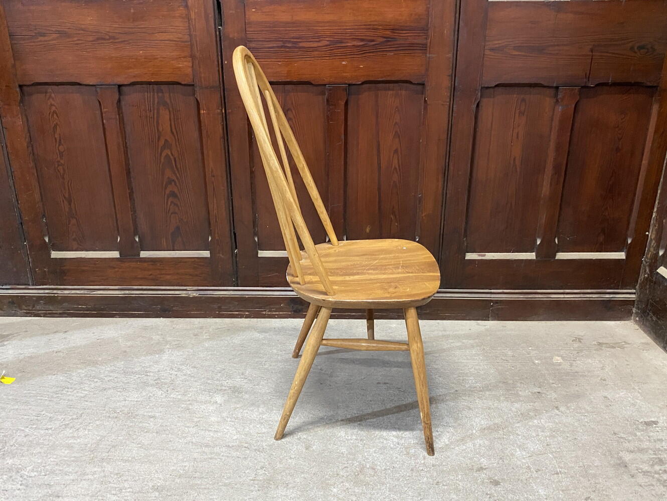 クエーカーチェア ERCOL
