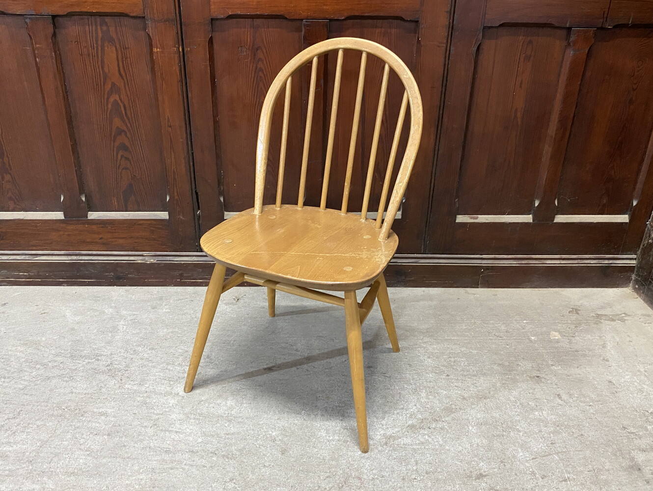 フープバックチェア ERCOL