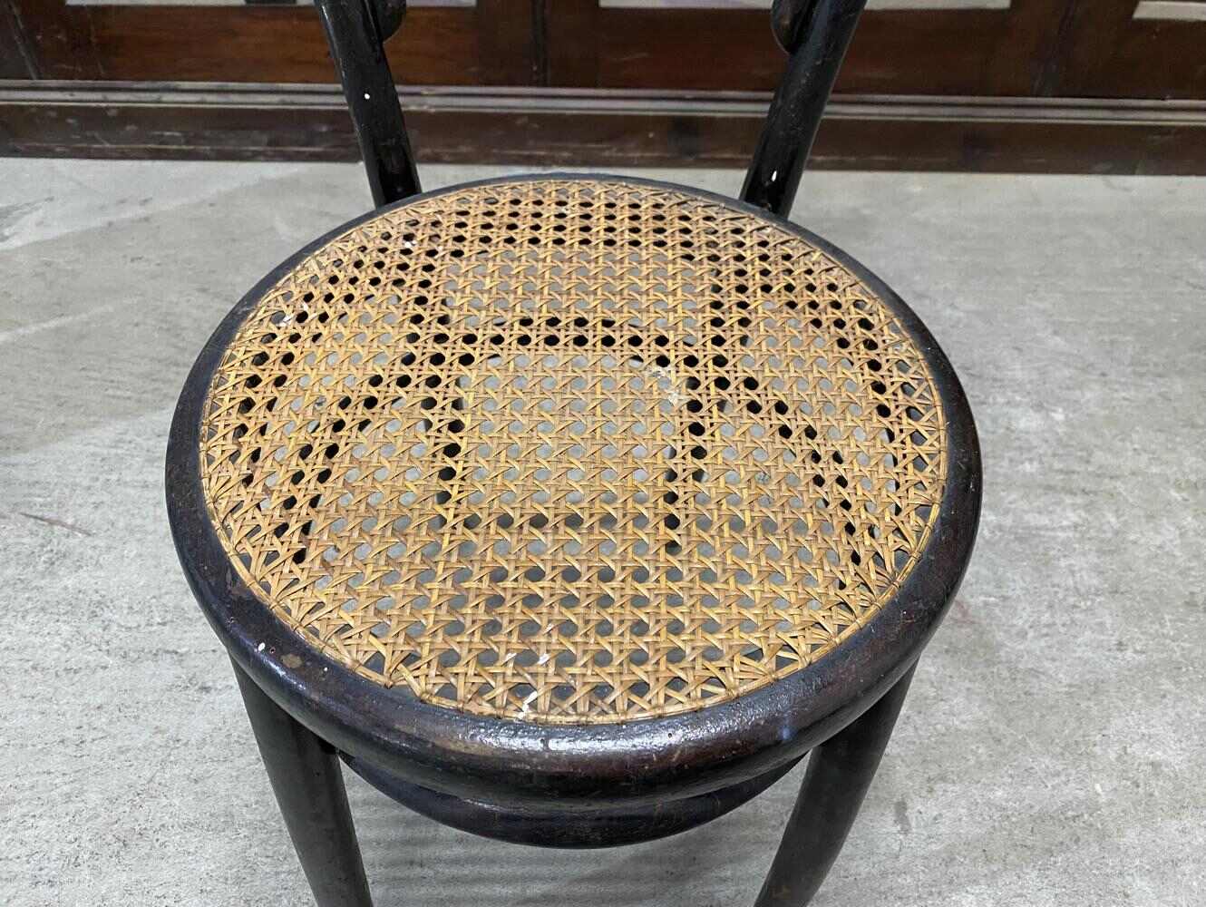 ベントウッドチェア