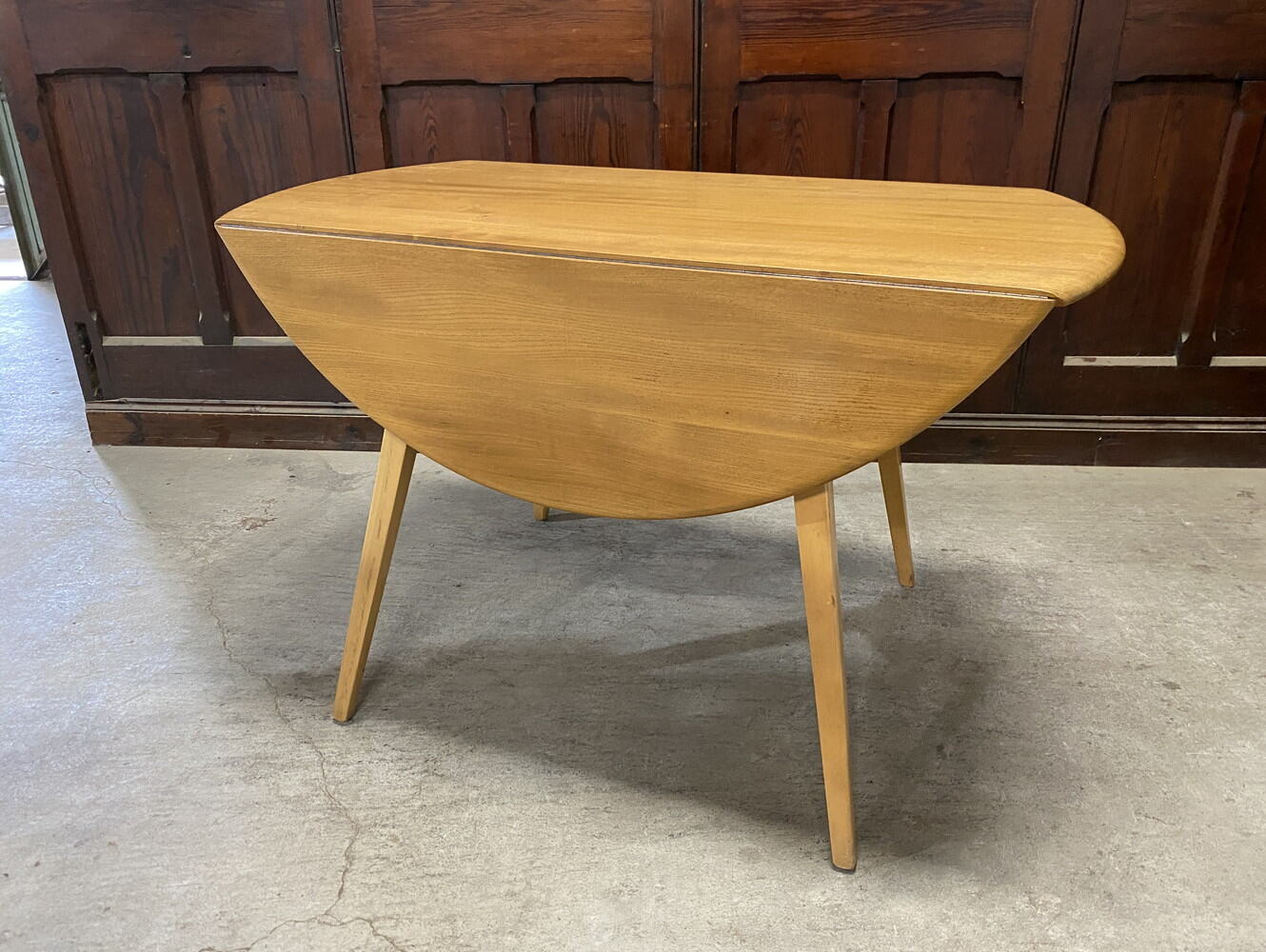 バタフライテーブル ERCOL