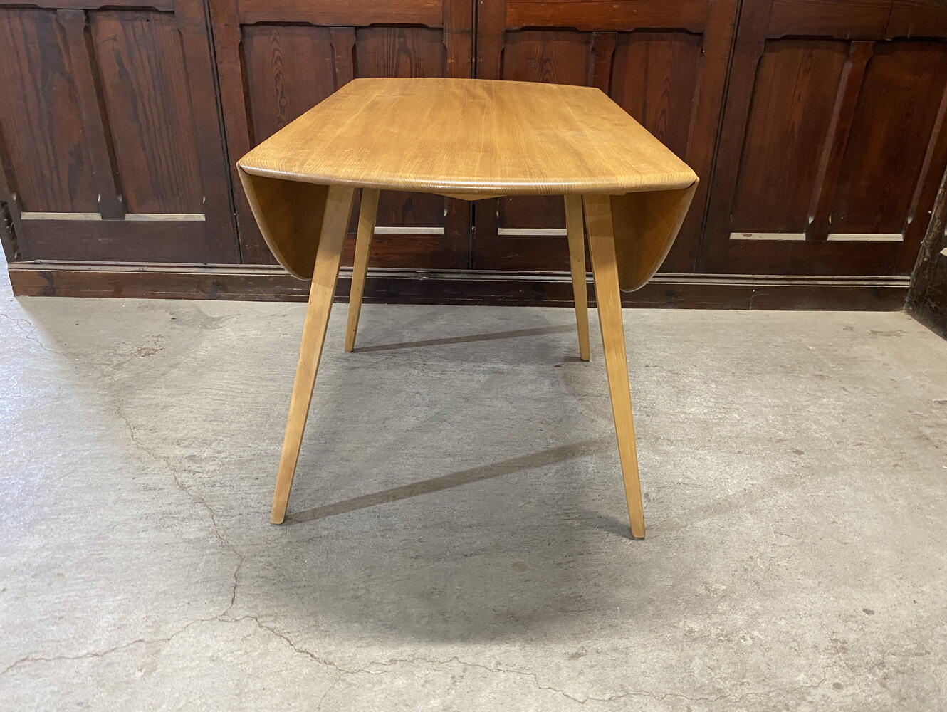 バタフライテーブル ERCOL