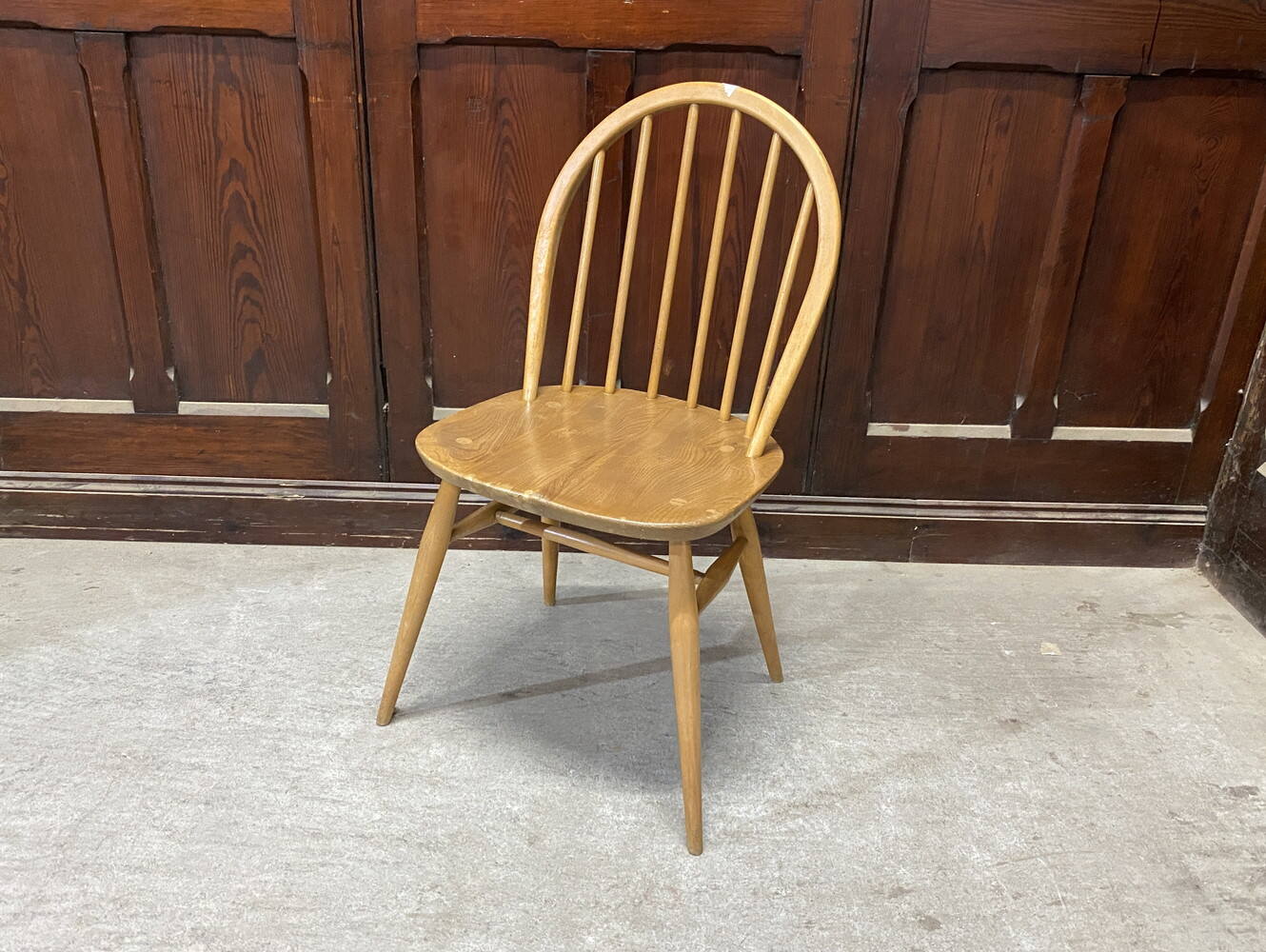 フープバックチェア ERCOL