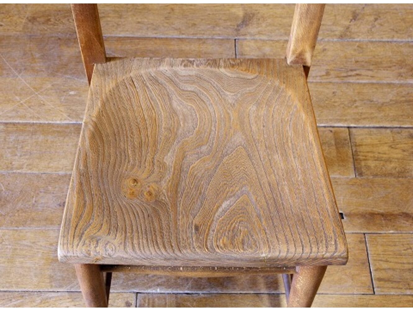 チャーチチェア