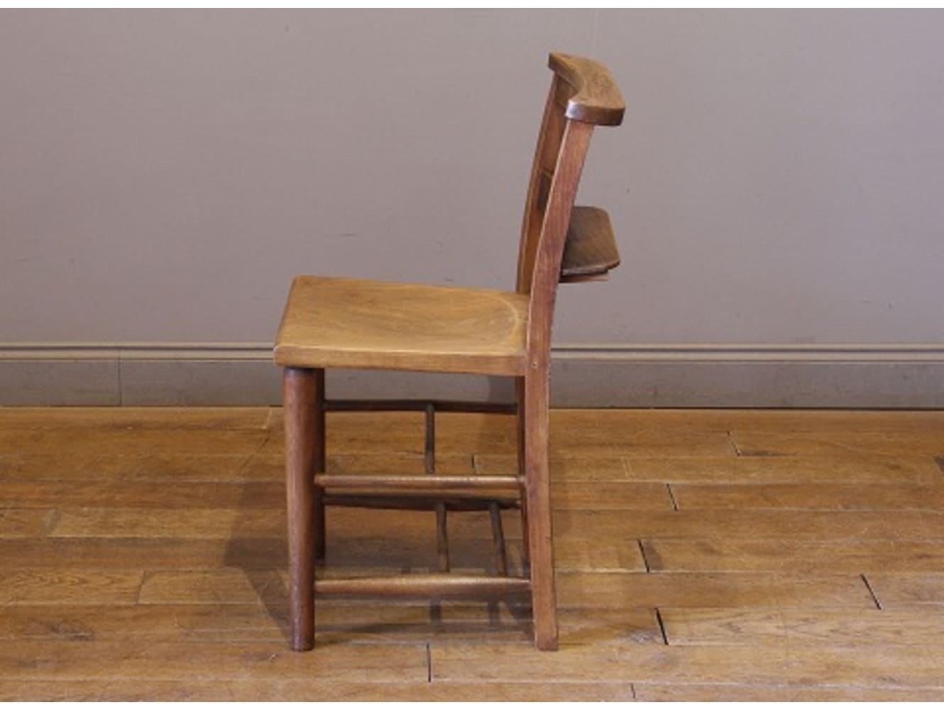 チャーチチェア