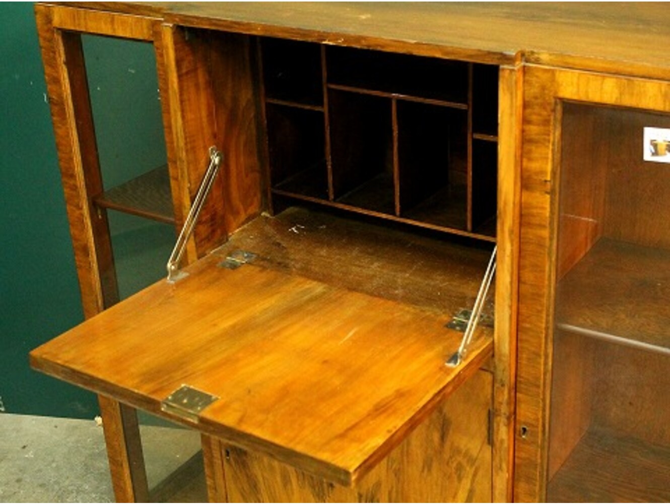 サイドバイサイド