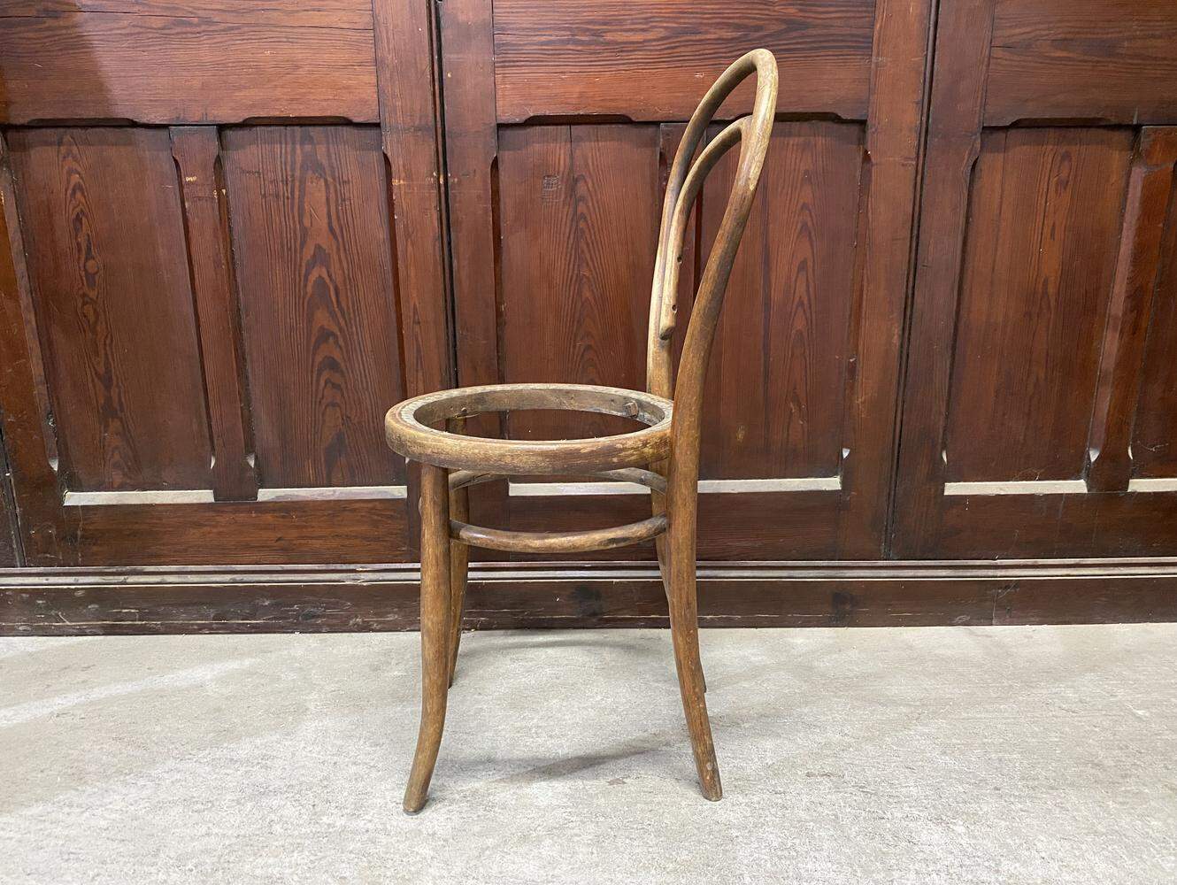 ベントウッドチェア