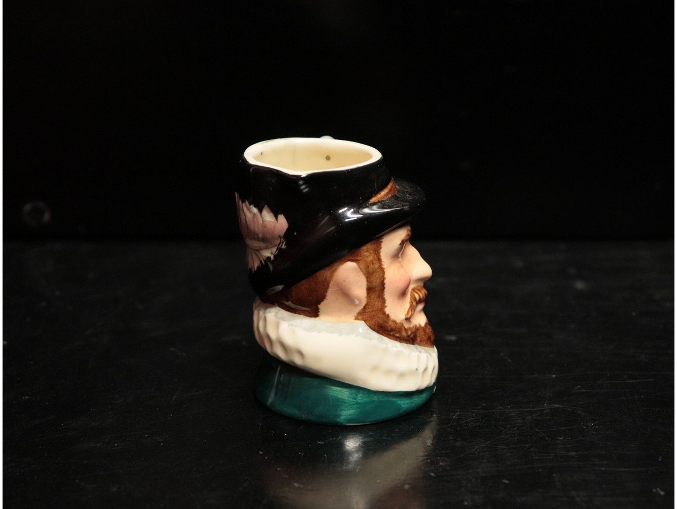 ミルクジャグ LANCASTER SANDLAND 'Sir Walter Raleigh'