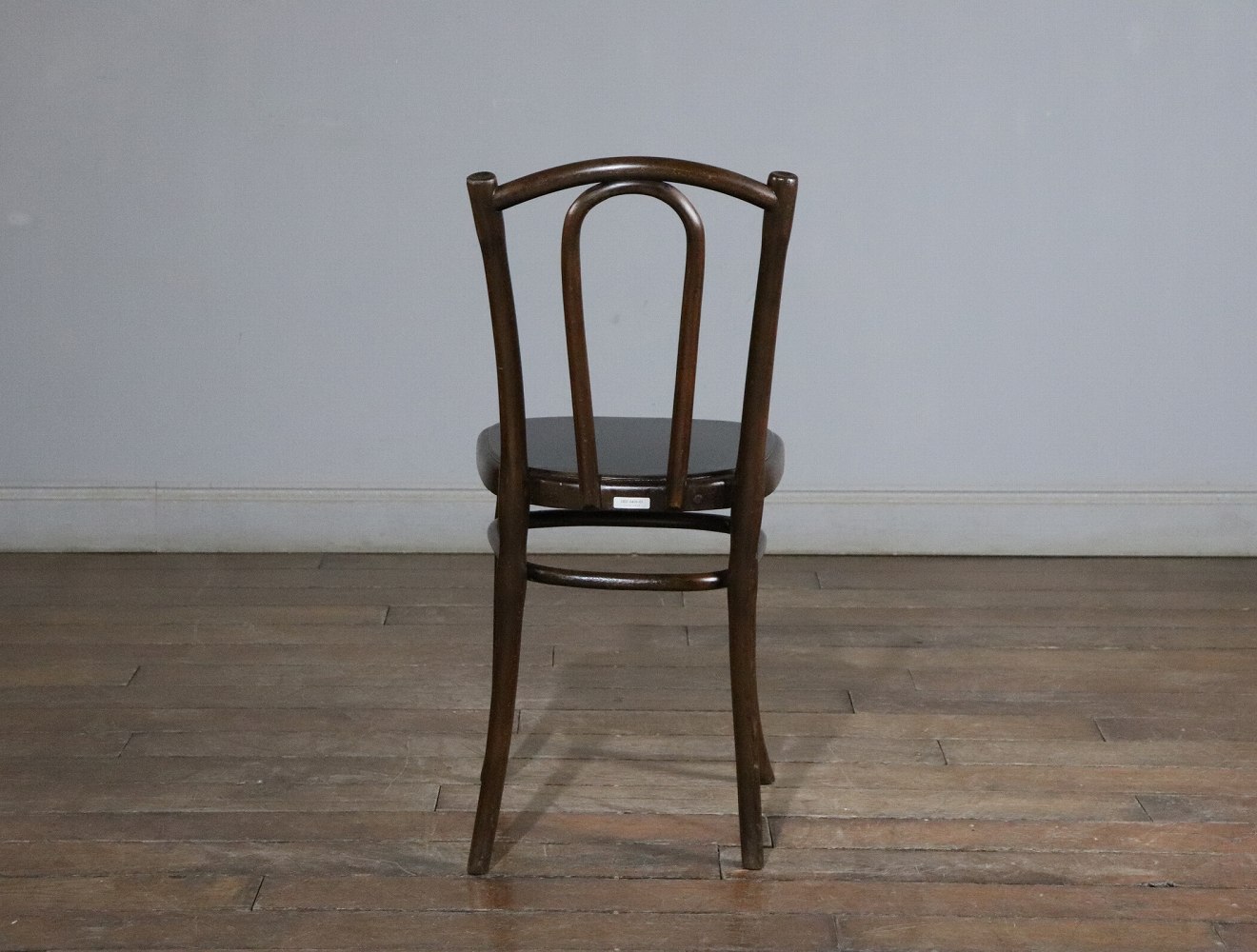 ベントウッドチェア THONET