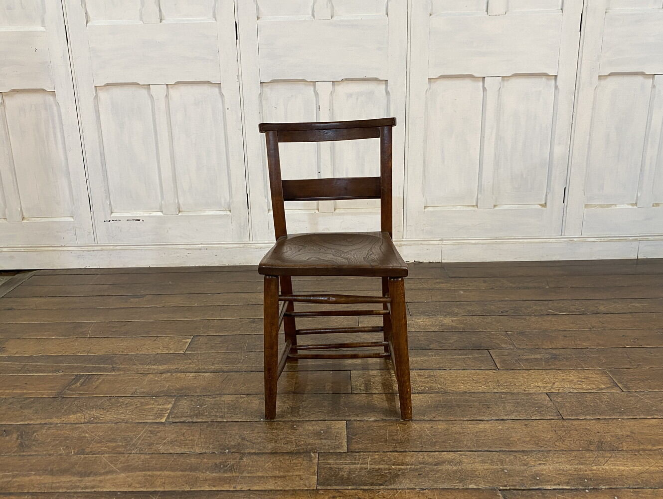 チャーチチェア