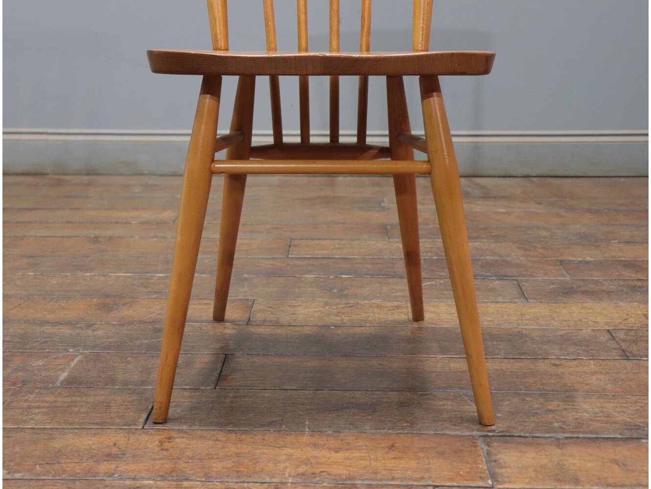 ハイスティックバックチェア ERCOL