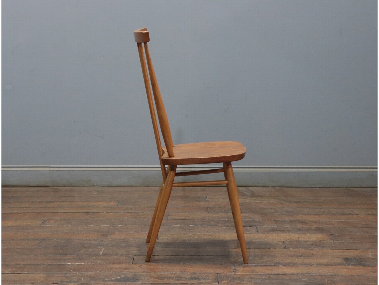 ハイスティックバックチェア ERCOL