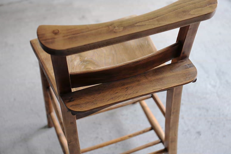 チャーチチェア