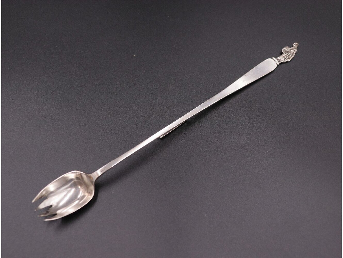 サービングフォーク