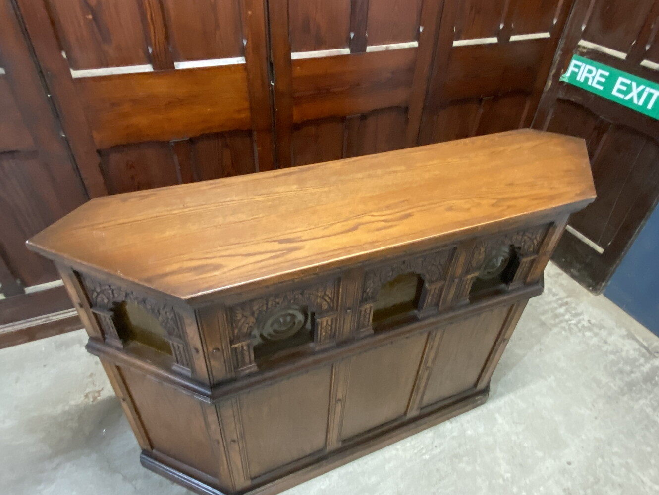 バーカウンター