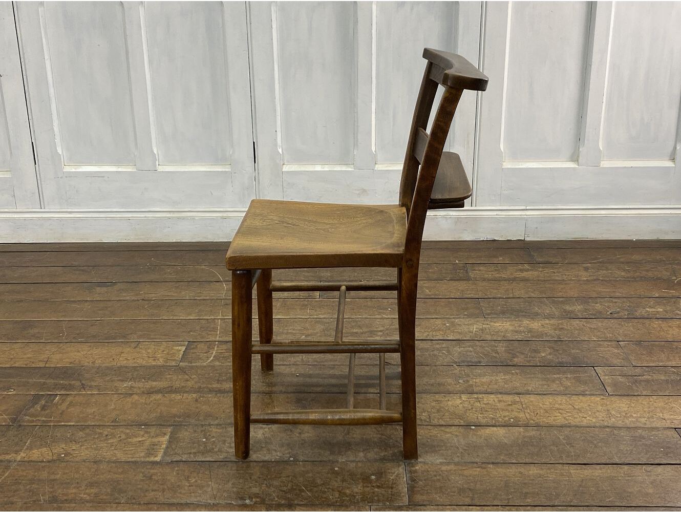 チャーチチェア