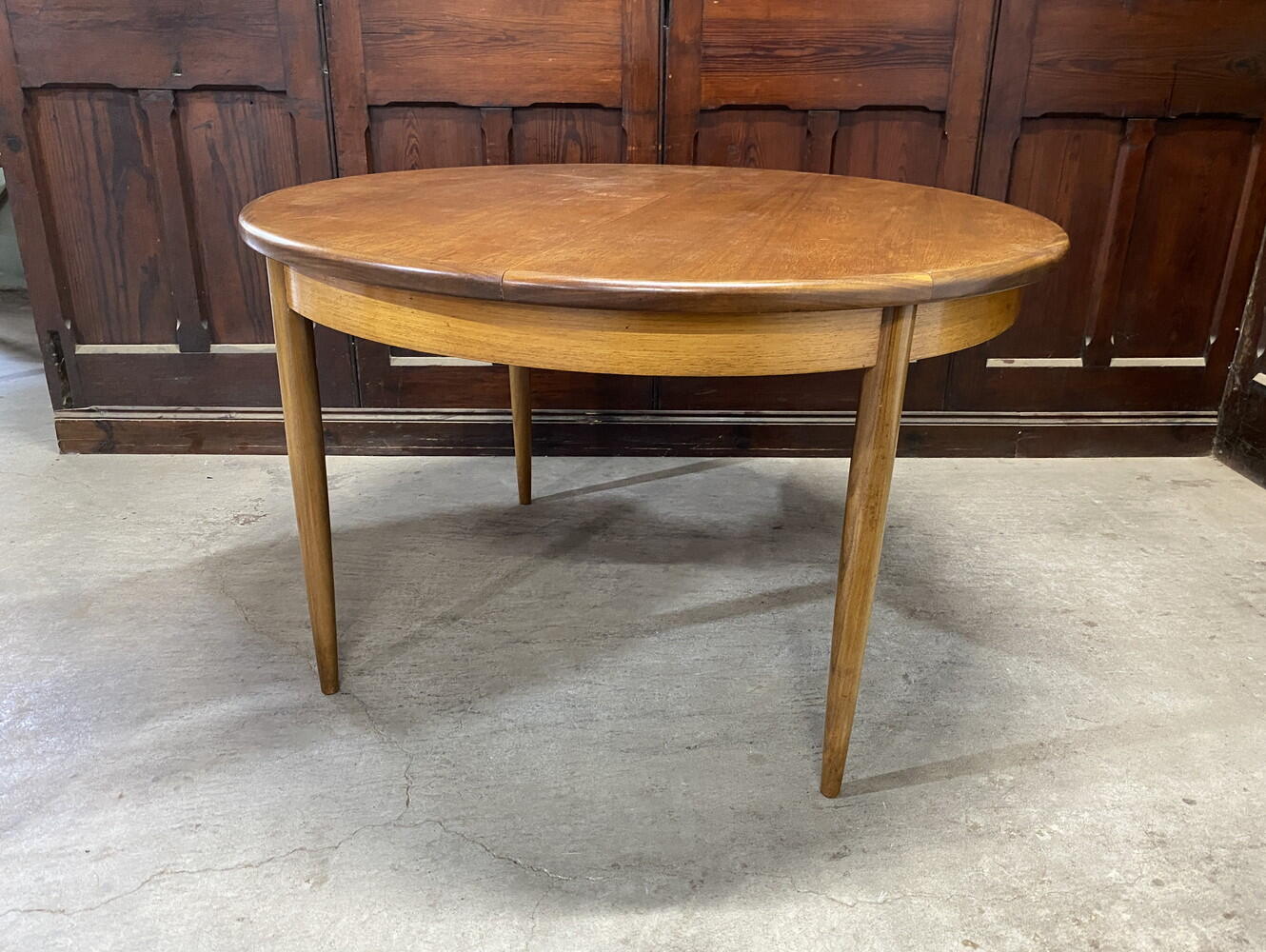 ダイニングテーブル