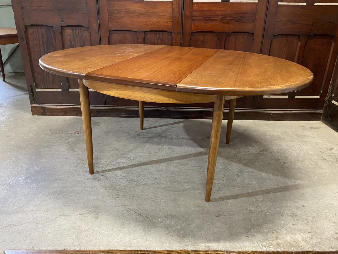 ダイニングテーブル