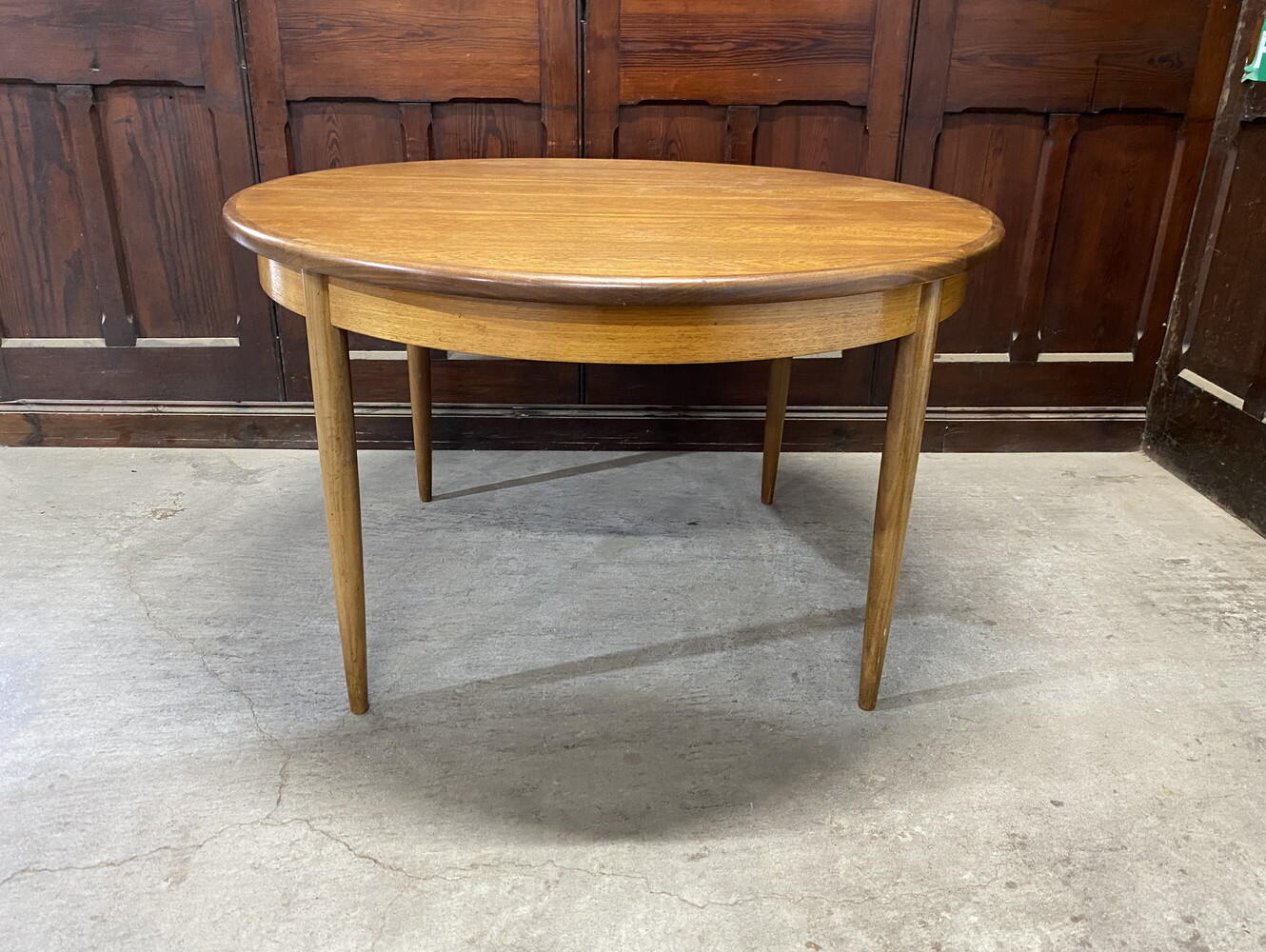 ダイニングテーブル