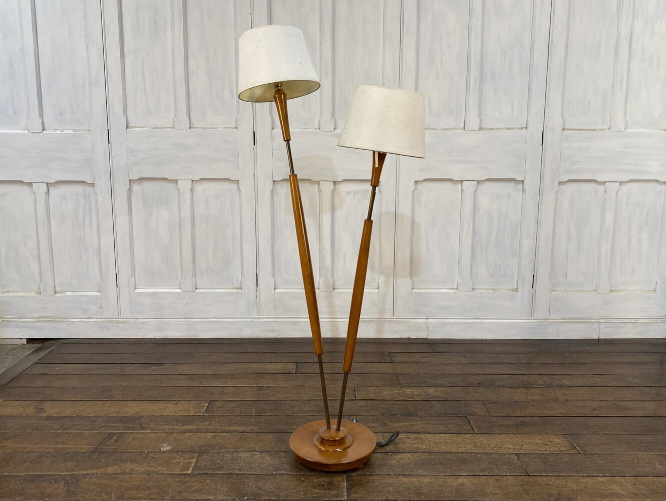 フロアスタンド