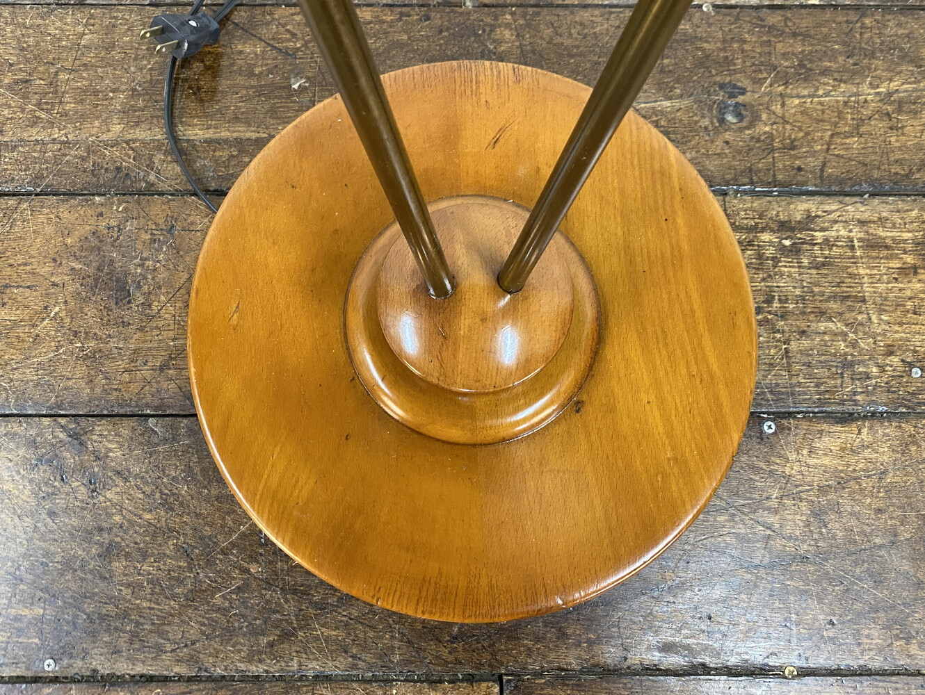 フロアスタンド