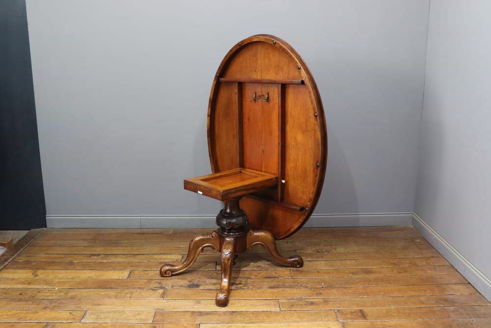 ティルトップテーブル