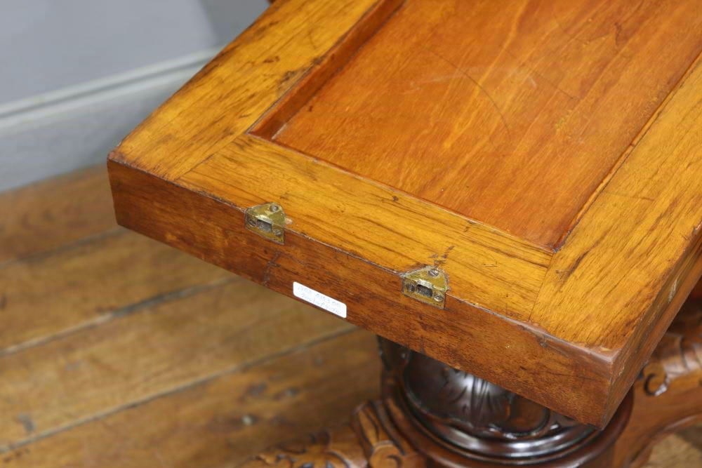 ティルトップテーブル