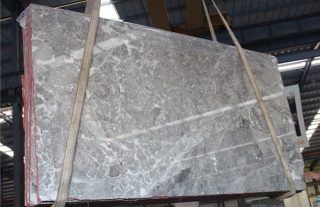 �ե�������ǥ��ڥ��� ���᤭