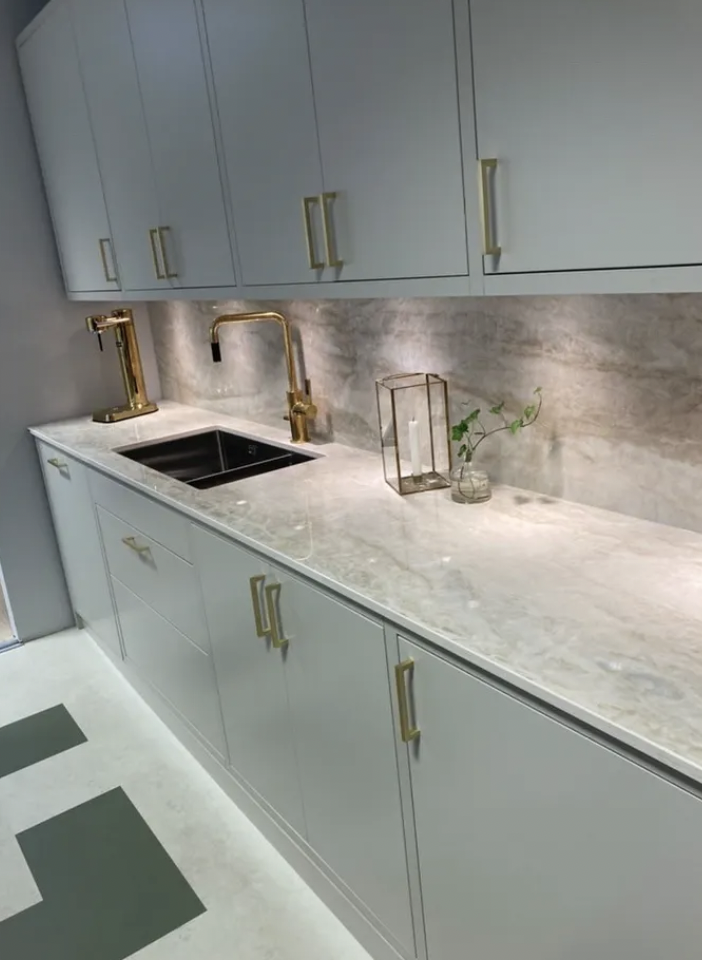 륬  ARGAåǥȥʥߥåȡ˶