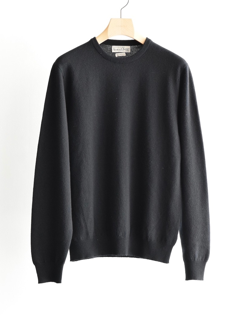 COMOLI ベージュ クルーネックセーター 着たら最後】 COMOLI21AWカシミヤクルーネックニットをレビュー | 30代